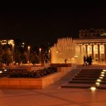 Баку это столица и экономический центр Азербайджана